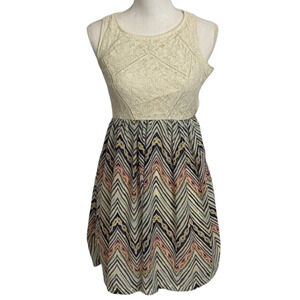 Xhilaration Woman's Size Small Cream Chevron Print Laced Sleeveless Midi Dress